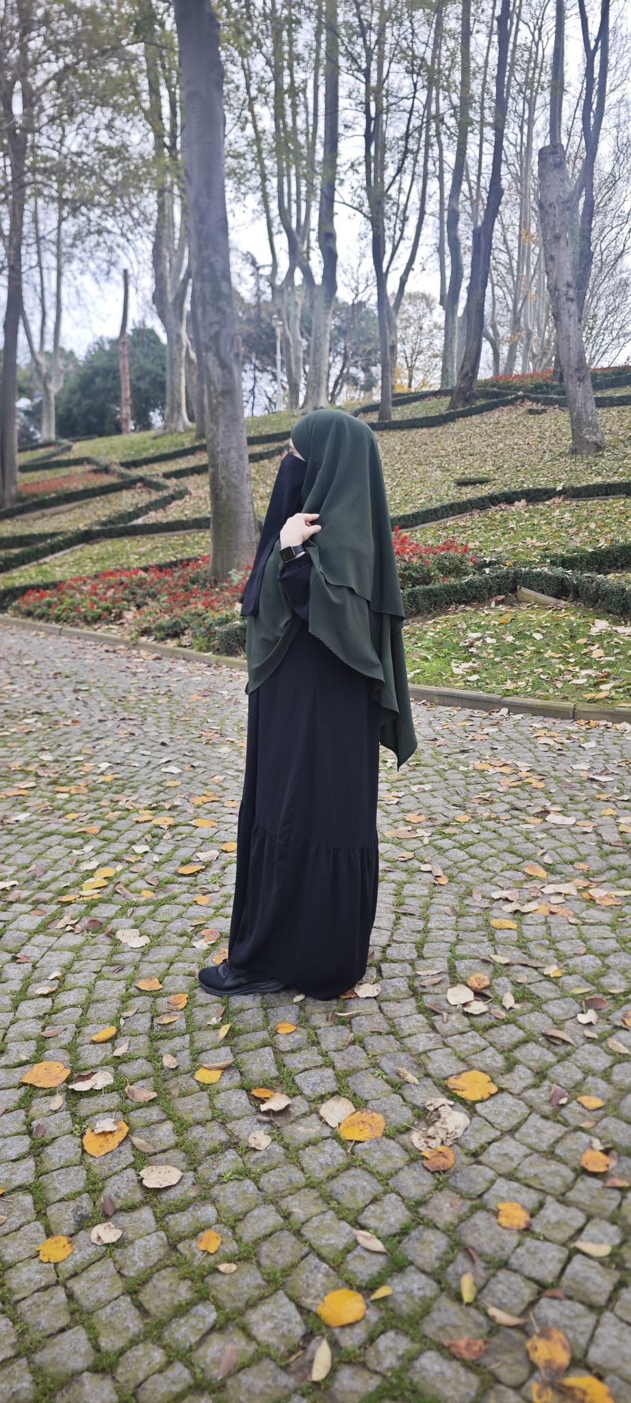 Kadın Ferace – Düz Model | Tüm Bedenler | Aynı Gün Teslim