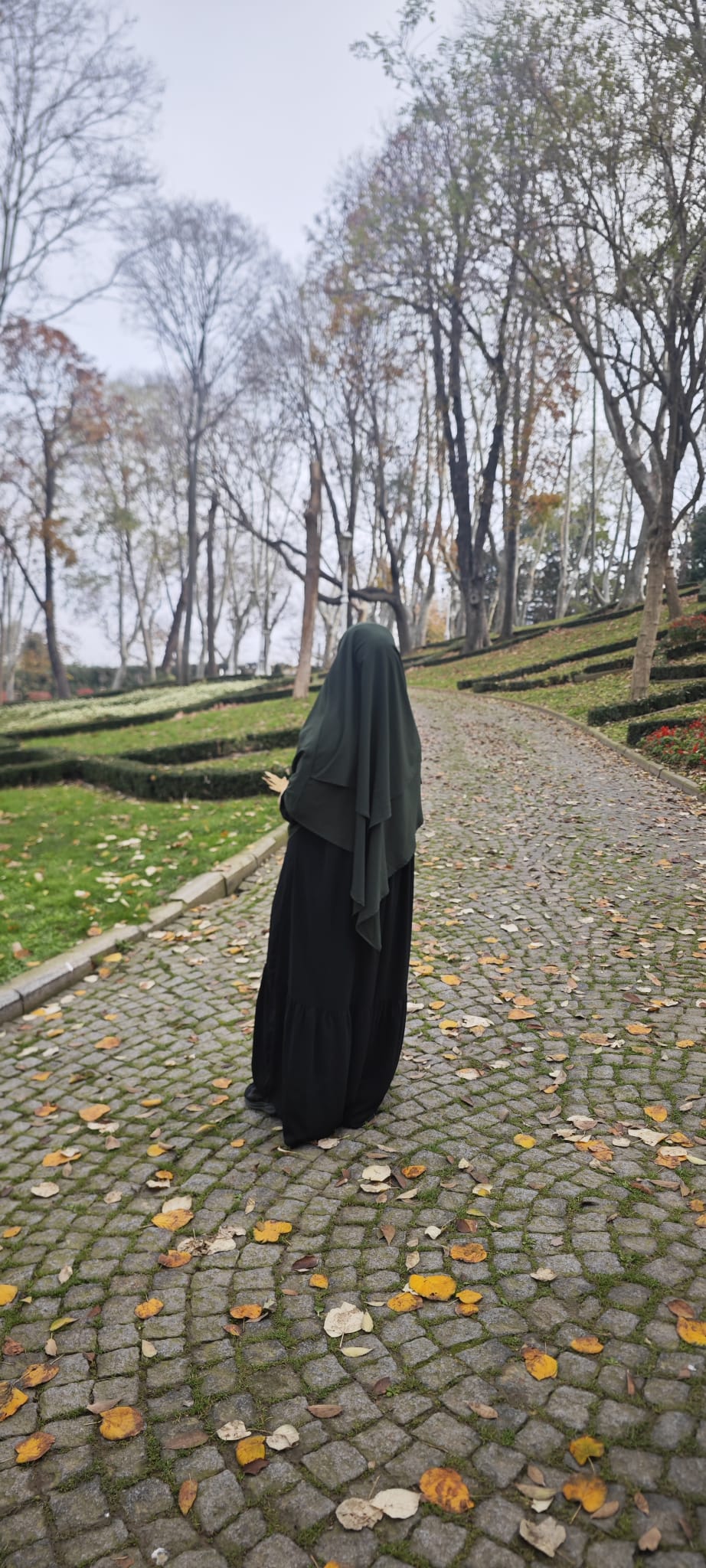 Kadın Ferace – Düz Model | Tüm Bedenler | Aynı Gün Teslim